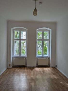 Foto - Wohnung zum Mieten in Berlin Friedrichshain 420,00 € 32.76 m²