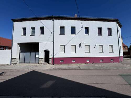 Foto - Haus zum Kaufen in Teuchern OT Kössuln 195.000,00 € 256 m²