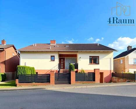 Foto - Haus zum Kaufen in Schreufa 239.000,00 € 183 m²