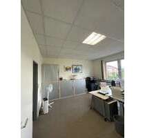 Büro in Garbsen 295,00 € 21 m² - 295,00 EUR Kaltmiete, ca.  21,00 m² in Garbsen (PLZ: 30827)