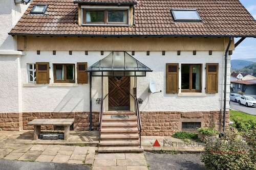 Foto - Haus zum Kaufen in Eberbach 375.000,00 € 220 m²