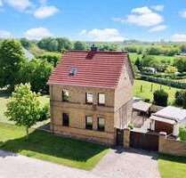 Haus zum Kaufen in Bitterfeld-Wolfen 139.000,00 € 131.71 m²