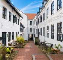 Haus zum Kaufen in Flensburg 3.100.000,00 € 962.03 m²