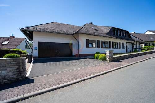 Foto - Haus zum Kaufen in Wehrheim Obernhain 798.000,00 € 393 m²