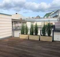 Wohnung zum Mieten in Berlin 3.321,00 € 180.04 m²