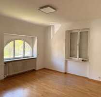 Büro in Lörrach 300,00 € 16 m² - 300,00&nbsp;EUR Kaltmiete, ca.&nbsp; 16,00&nbsp;m&sup2; in Lörrach (PLZ: 79541)