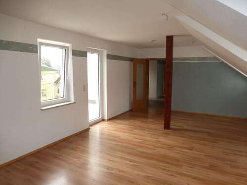 Foto - Wohnung zum Mieten in Lichtenstein 540,00 € 93.5 m²