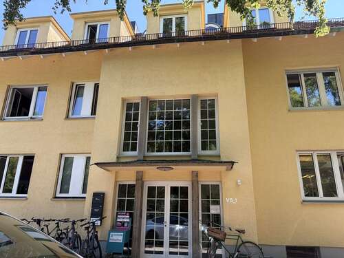 Foto - Büro in Augsburg 2.767,00 € 277 m²