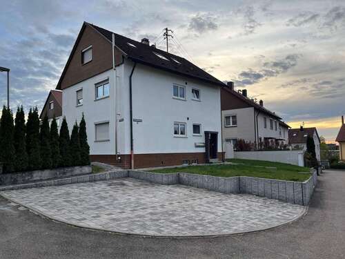 Foto - Haus zum Kaufen in Winnenden 689.000,00 € 162 m²