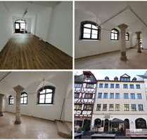 Einzelhandel in Nürnberg 2.100,00 € 90 m²