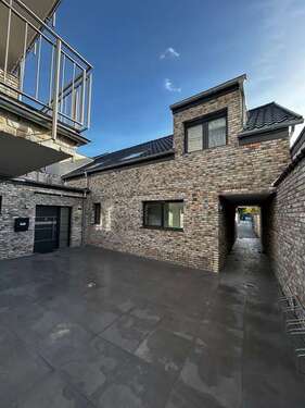 Foto - Haus zum Kaufen in Niederkassel-Mondorf 749.900,00 € 153 m²