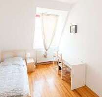 WG-Zimmer in München 850,00 € 14 m²