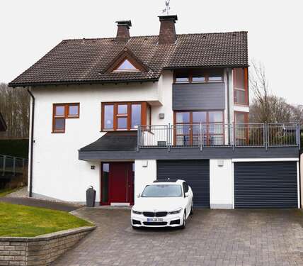 Foto - Haus zum Kaufen in Brilon 560.000,00 € 138 m²