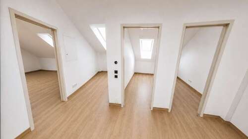 Foto - Spezialgewerbe in Zusmarshausen 882,00 € 98 m²