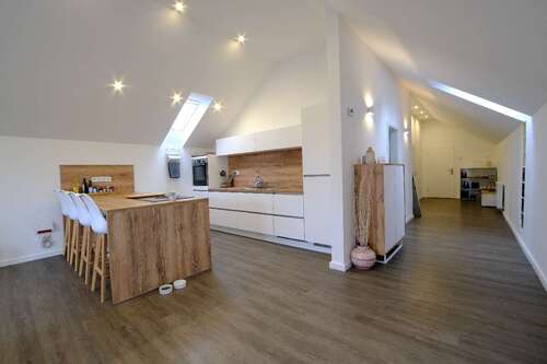 Foto - Wohnung zum Mieten in Königswinter 850,00 € 81 m²