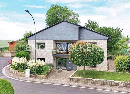 Foto - Haus zum Kaufen in Niddatal 749.000,00 € 208.53 m²