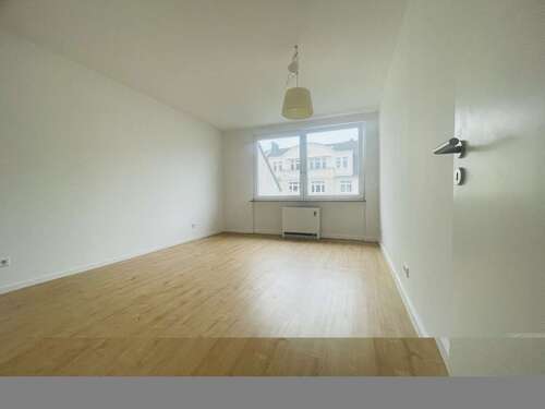 Foto - Wohnung zum Kaufen in Düsseldorf Oberkassel 360.000,00 € 69 m²