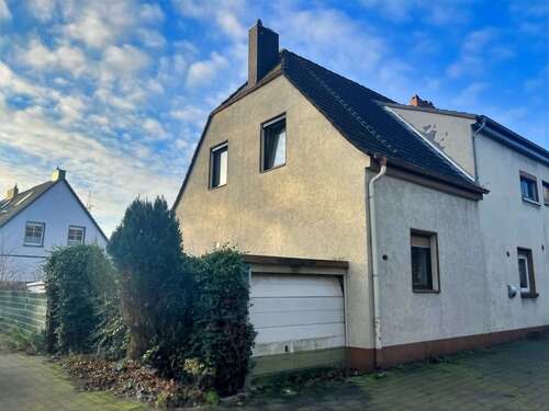 Foto - Haus zum Kaufen in Oberhausen 210.000,00 € 84.49 m²
