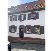 Haus zum Mieten in Blieskastel 1.295,00 € 177 m²