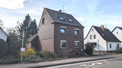 Foto - Haus zum Kaufen in Langenfeld 480.000,00 € 126 m²