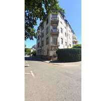 Haus zum Kaufen in Frankfurt 2.699.000,00 € 716 m²