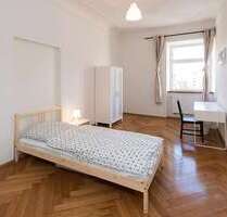 WG-Zimmer in München 825,00 € 17 m²