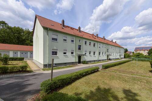 Foto - Wohnung zum Mieten in Uhsmannsdorf 347,20 € 59 m²