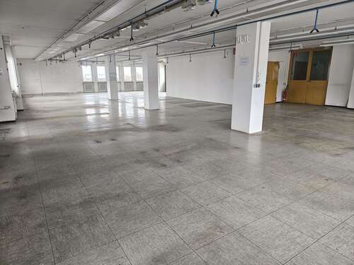 Foto - Büro in Gerlingen 1.500,00 € 200 m²