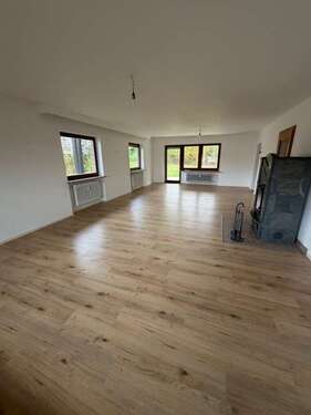 Foto - Wohnung zum Mieten in Neufahrn 1.120,00 € 140 m²