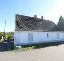 Haus zum Kaufen in Bad Lauchstädt 125.000,00 € 120.05 m²