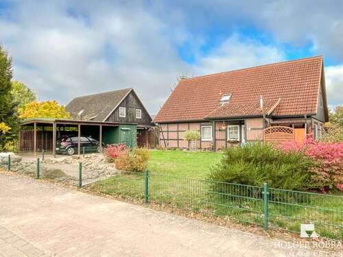 Foto - Haus zum Kaufen in Salzwedel OT Pretzier 164.000,00 € 155 m²