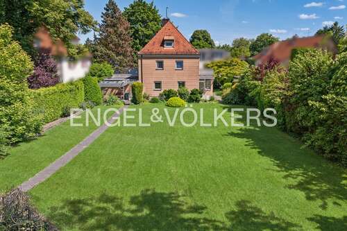 Foto - Haus zum Kaufen in München 2.350.000,00 € 201 m²