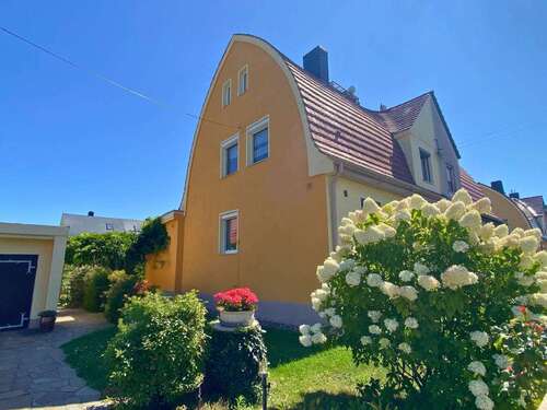 Foto - Haus zum Kaufen in Riesa 150.000,00 € 100.7 m²