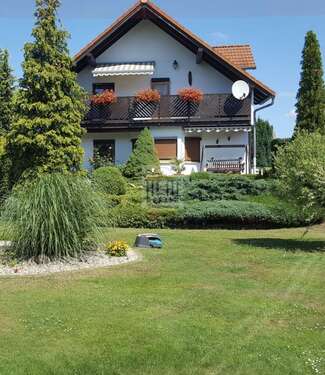 Foto - Haus zum Kaufen in Schipkau Meuro 239.000,00 € 140 m²