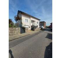 Haus zum Kaufen in Baesweiler 450.000,00 € 143 m²