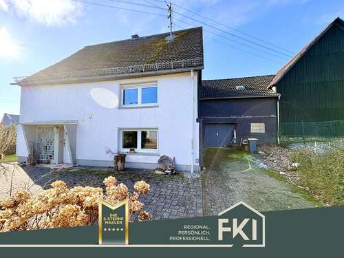 Foto - Haus zum Kaufen in Nauroth 198.000,00 € 135.24 m²