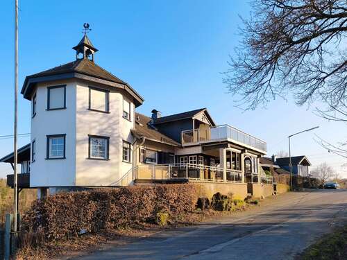 Foto - Haus zum Kaufen in Morsbach 525.000,00 € 245 m²