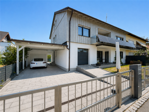 Foto - Haus zum Kaufen in Germering , Oberbay 1.399.000,00 € 272 m²