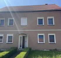 Haus zum Kaufen in Urleben 199.000,00 € 238 m²