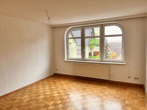 Foto - Wohnung zum Mieten in Hohndorf 420,00 € 93 m²