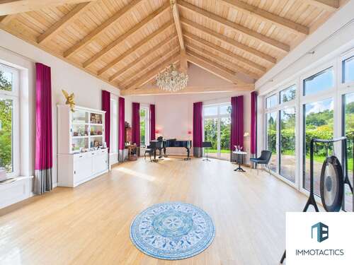 Foto - Haus zum Kaufen in Hargesheim 1.049.000,00 € 360 m²