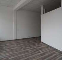 Einzelhandel in Neumark 365,00 € 73 m²