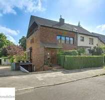 Haus zum Kaufen in Düsseldorf Hassels 789.000,00 € 207 m² - Düsseldorf / Hassels