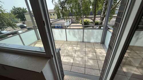Foto - Wohnung zum Mieten in Oberhausen 396,06 € 76.46 m²