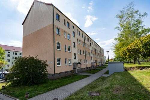 Foto - Wohnung zum Mieten in Aschersleben 339,79 € 61.78 m²