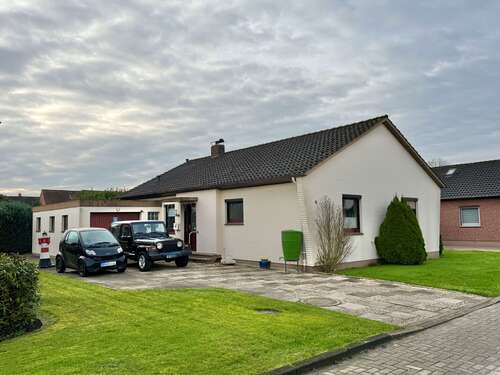 Foto - Haus zum Kaufen in Brake 225.000,00 € 96.46 m²