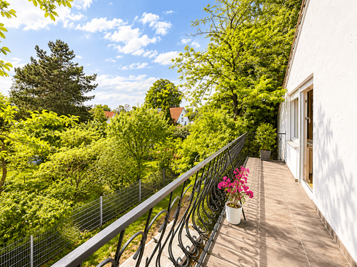 Foto - Haus zum Kaufen in Gröbenzell 990.000,00 € 222 m²
