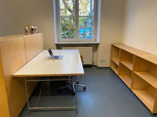 Foto - Büro in München 335,00 € 8 m² - 335,00 EUR Kaltmiete, ca.  8,00 m²