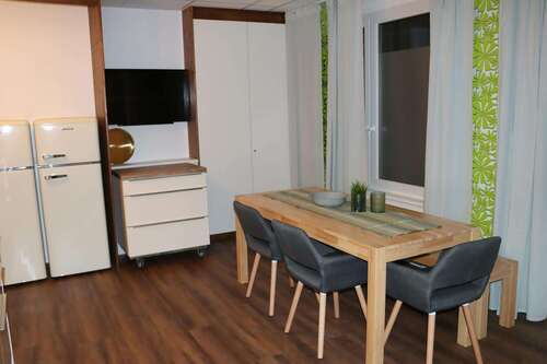 Foto - WG-Zimmer in Stuttgart 590,00 € 16 m²
