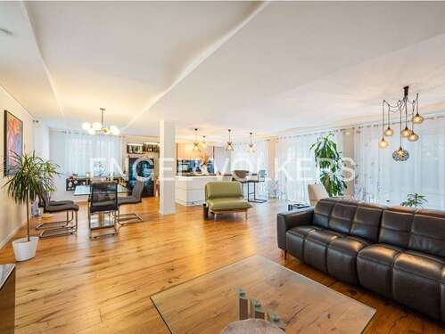 Foto - Haus zum Kaufen in Germersheim Sondernheim 819.000,00 € 251 m²